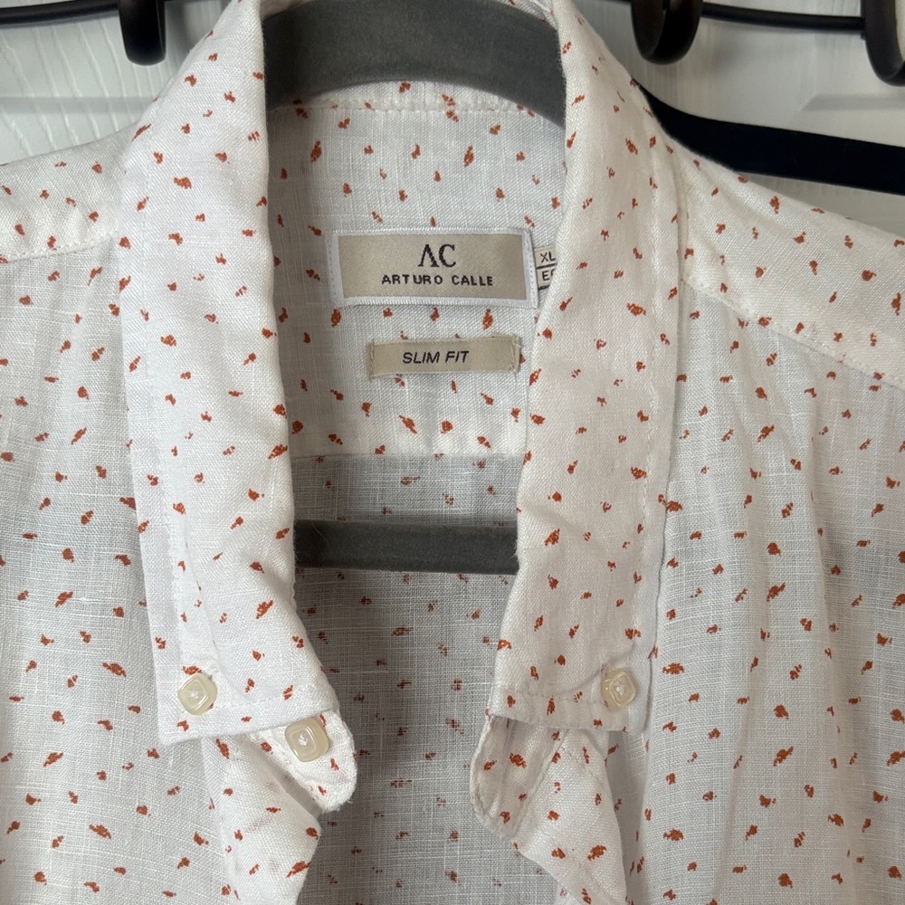 Arturo Calle White and Red Casual Men's Shirt